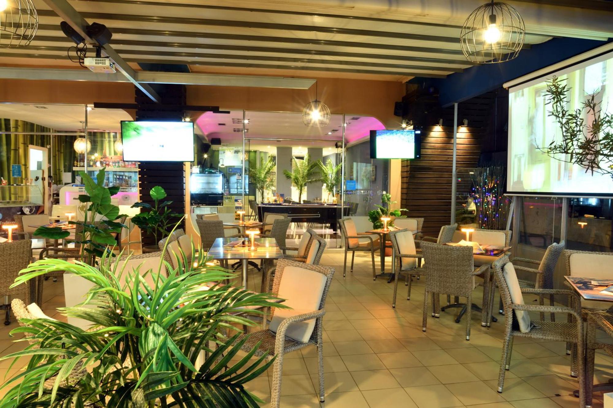 Akatos Hotel Agia Marina Buitenkant foto